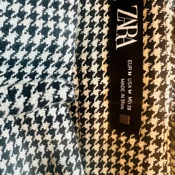 Zara shorts - Picture 3 of 3